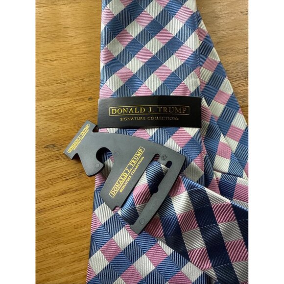 Donald J. Trump Signature Collection Blue Pink Checkered Tie - Picture 2 of 7